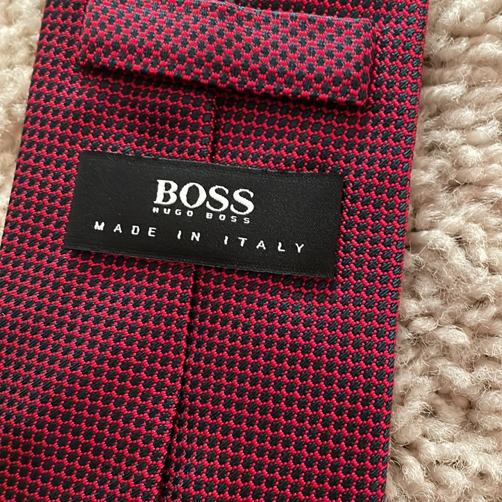 Red And Black Tie With Square Pattern - image 4